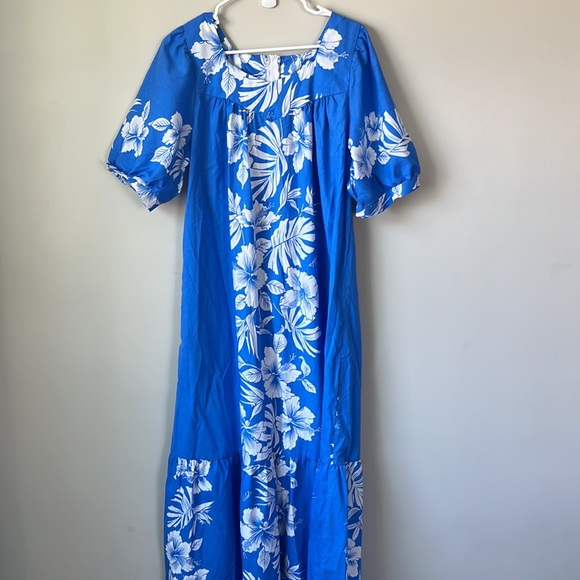 royal creations hawaii Dresses Royal Creations Hawaii Large Muumuu Dress Poshmark